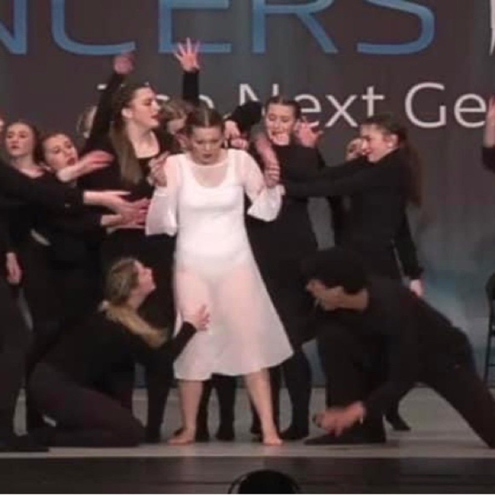 ♥️Karley is dancing in college. 💃🏻. Watched her perform last night ♥️ - Picture 11 of 16
